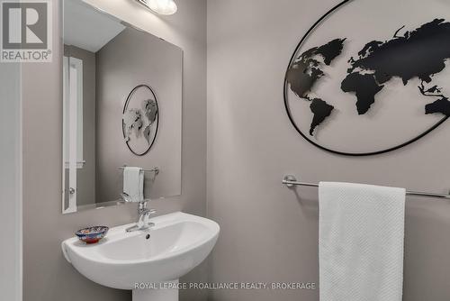 1349 Tremont Drive, Kingston (City Northwest), ON - Indoor Photo Showing Bathroom