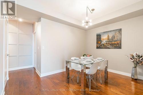 1801 - 18 Yorkville Avenue, Toronto, ON - Indoor Photo Showing Dining Room