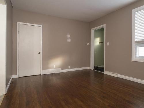 196 Brent Street, Thunder Bay, ON - Indoor Photo Showing Other Room