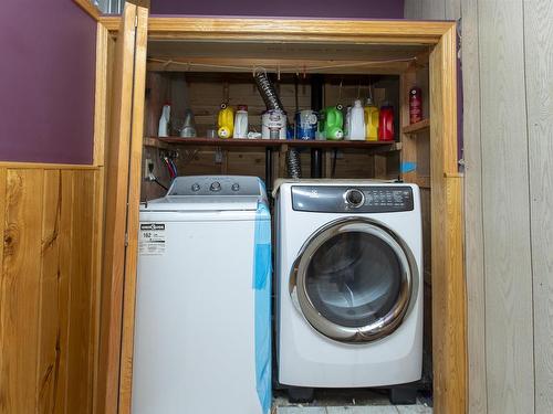 302 Glasgow Place, Thunder Bay, ON - Indoor Photo Showing Laundry Room