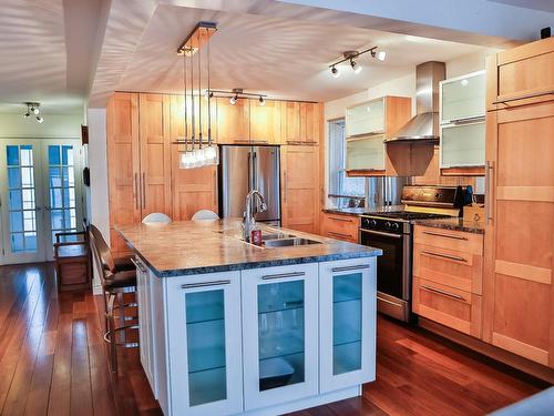 Cuisine - 1990 96E Rue, Saint-Anicet, QC - Indoor Photo Showing Kitchen With Double Sink