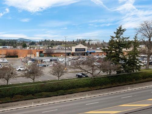 304-3133 Tillicum Rd, Saanich, BC - Outdoor With View