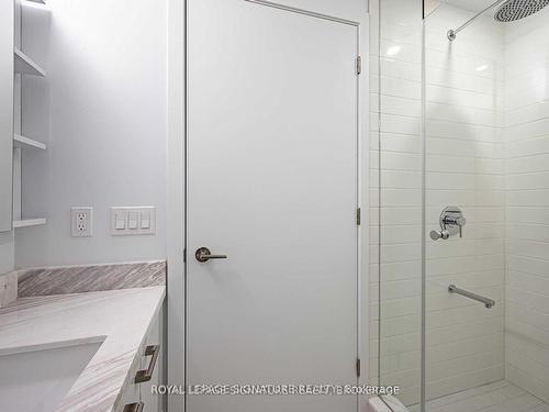 1506-2221 Yonge St, Toronto, ON - Indoor Photo Showing Bathroom