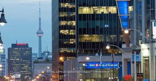 1506-2221 Yonge St, Toronto, ON - 