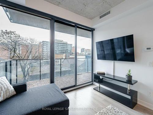 401-55 Ontario St, Toronto, ON - Indoor