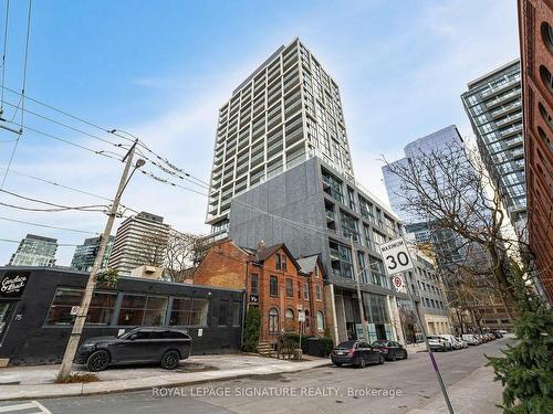 401-55 Ontario St, Toronto, ON - Outdoor With Facade