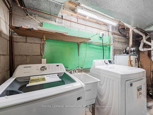 Bsmt-11 Thornbeck Dr, Toronto, ON - Indoor Photo Showing Laundry Room