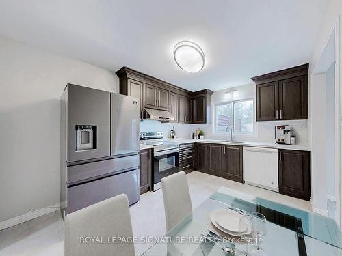 213 Royal Rd, Georgina, ON - Indoor Photo Showing Kitchen