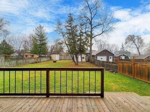 213 Royal Rd, Georgina, ON - Outdoor With Deck Patio Veranda With Backyard