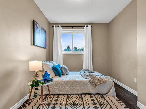 53 Rosebud Ave, Brampton, ON - Indoor Photo Showing Bedroom