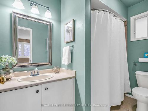 53 Rosebud Ave, Brampton, ON - Indoor Photo Showing Bathroom