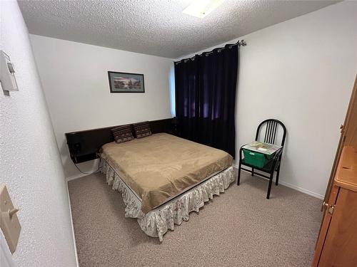 1014-930 Dogwood Drive, Kimberley, BC - Indoor Photo Showing Bedroom