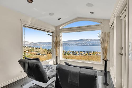 1620 Mission Hill Road, West Kelowna, BC - Indoor With Body Of Water