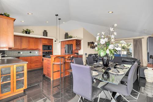 1620 Mission Hill Road, West Kelowna, BC - Indoor