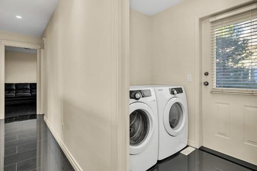 1620 Mission Hill Road, West Kelowna, BC - Indoor Photo Showing Laundry Room