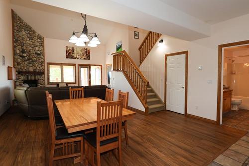 301-890 Dogwood Drive, Kimberley, BC - Indoor Photo Showing Dining Room