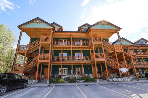 301-890 Dogwood Drive, Kimberley, BC - Outdoor With Facade