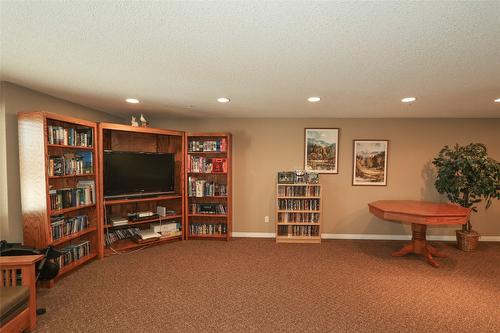 301-890 Dogwood Drive, Kimberley, BC - Indoor