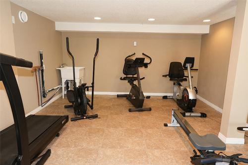 301-890 Dogwood Drive, Kimberley, BC - Indoor Photo Showing Gym Room