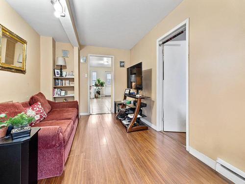 Salon - 554  - 558 Rue Darling, Montréal (Mercier/Hochelaga-Maisonneuve), QC - Indoor Photo Showing Living Room