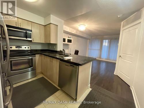 901 - 4978 Yonge Street, Toronto, ON - Indoor Photo Showing Kitchen With Double Sink