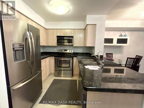 901 - 4978 Yonge Street, Toronto, ON - Indoor Photo Showing Kitchen With Double Sink