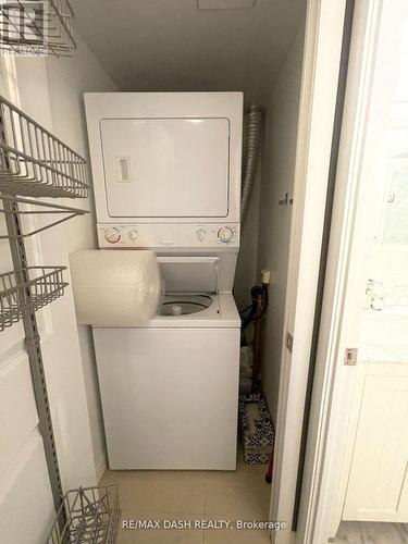 901 - 4978 Yonge Street, Toronto, ON - Indoor Photo Showing Laundry Room