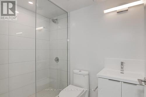 1122 - 121 St Patrick Street, Toronto, ON - Indoor Photo Showing Bathroom