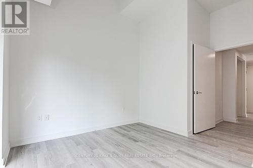 1122 - 121 St Patrick Street, Toronto, ON - Indoor Photo Showing Other Room