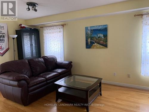 Summer - 846 Cardington Street, Mississauga, ON - Indoor Photo Showing Living Room