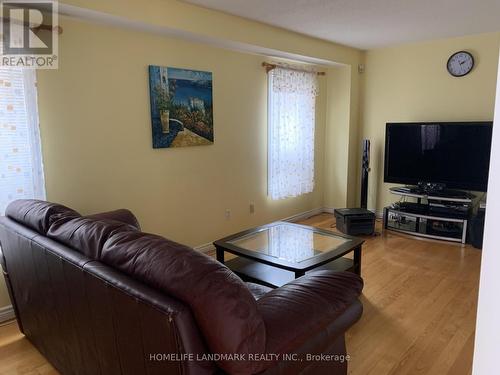 Summer - 846 Cardington Street, Mississauga, ON - Indoor Photo Showing Living Room