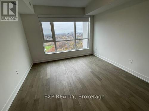 2107 - 202 Burnhamthorpe Road E, Mississauga, ON - Indoor Photo Showing Other Room