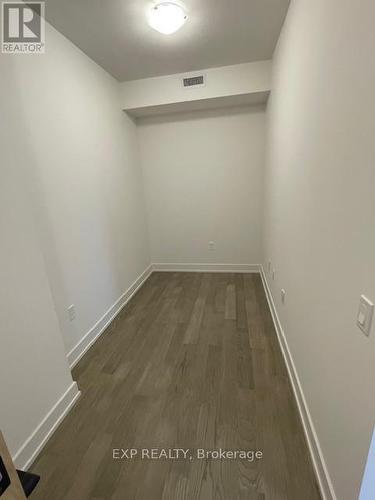 2107 - 202 Burnhamthorpe Road E, Mississauga, ON - Indoor Photo Showing Other Room