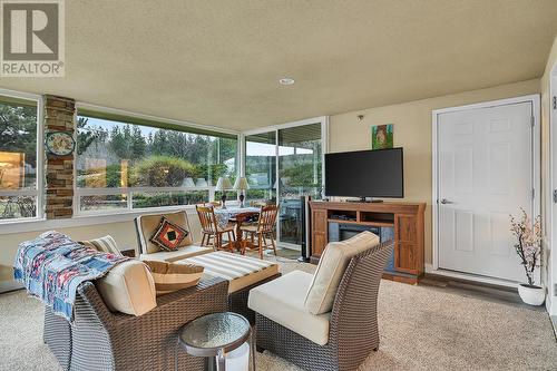 1961 Durnin Road Unit# 105, Kelowna, BC -  With Exterior