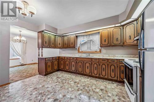 64 Macdonald Street, Lambton Shores, ON - Indoor Photo Showing Kitchen