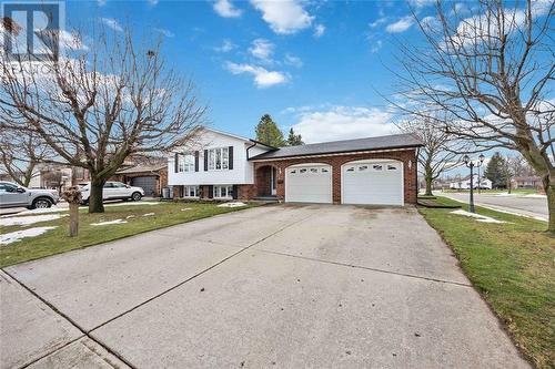 64 Macdonald Street, Lambton Shores, ON - Outdoor