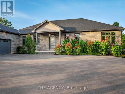 1514 Centre Road, Hamilton, ON - Outdoor