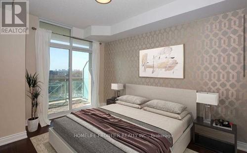 910 - 10 Bloorview Place, Toronto, ON - Indoor Photo Showing Bedroom