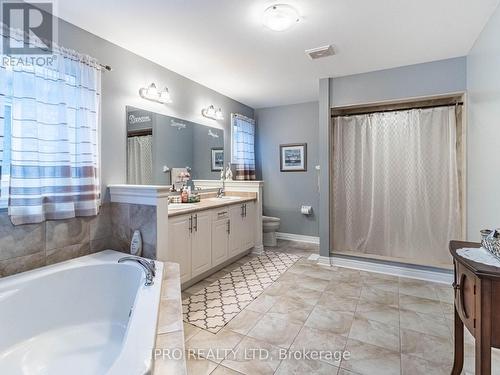 450 Summerlyn Trail, Bradford West Gwillimbury, ON - Indoor Photo Showing Bathroom