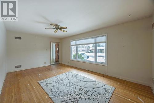 210 Clifford Street, London, ON - Indoor Photo Showing Other Room