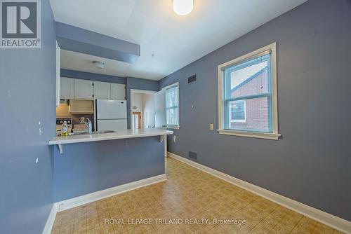 210 Clifford Street, London, ON - Indoor Photo Showing Kitchen