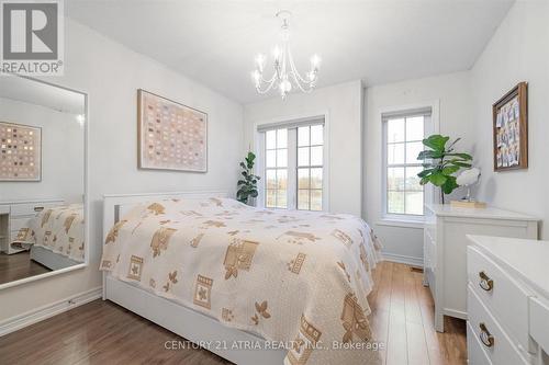 95 Beechborough Crescent, East Gwillimbury, ON - Indoor Photo Showing Bedroom