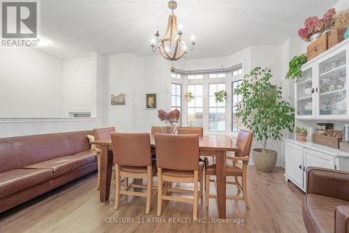 95 Beechborough Crescent, East Gwillimbury, ON - Indoor Photo Showing Dining Room