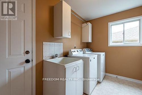 94 Lewis Drive, Orillia, ON - Indoor Photo Showing Laundry Room