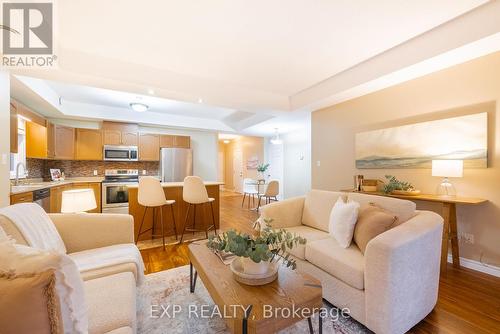 105 - 17 George Court, Cramahe (Colborne), ON - Indoor Photo Showing Living Room