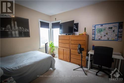 25 - 2561 Longfields Road, Ottawa, ON - Indoor Photo Showing Bedroom