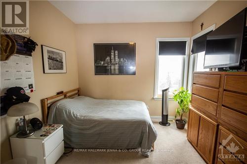 25 - 2561 Longfields Road, Ottawa, ON - Indoor Photo Showing Bedroom