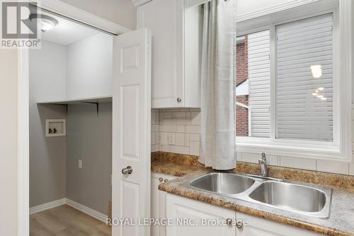 118 Idylewylde Street, Fort Erie (332 - Central), ON - Indoor Photo Showing Kitchen With Double Sink