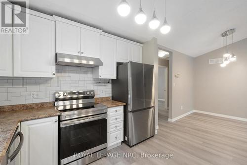 118 Idylewylde Street, Fort Erie (332 - Central), ON - Indoor Photo Showing Kitchen