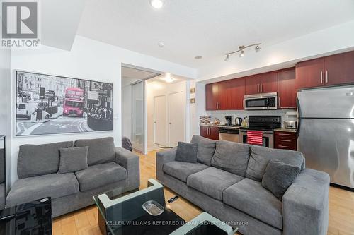 2304 - 65 Bremner Boulevard, Toronto, ON - Indoor Photo Showing Other Room